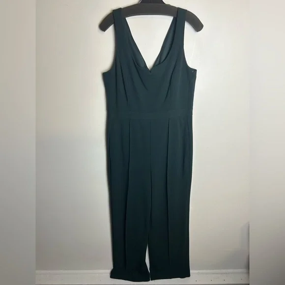 NWT Donna Morgan Elegant Dark teal Green Jumpsuit Preofessional Career Size 14 - Picture 1 of 14